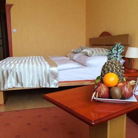 Hotel Kormoran Šamorín Eksteriør bilde