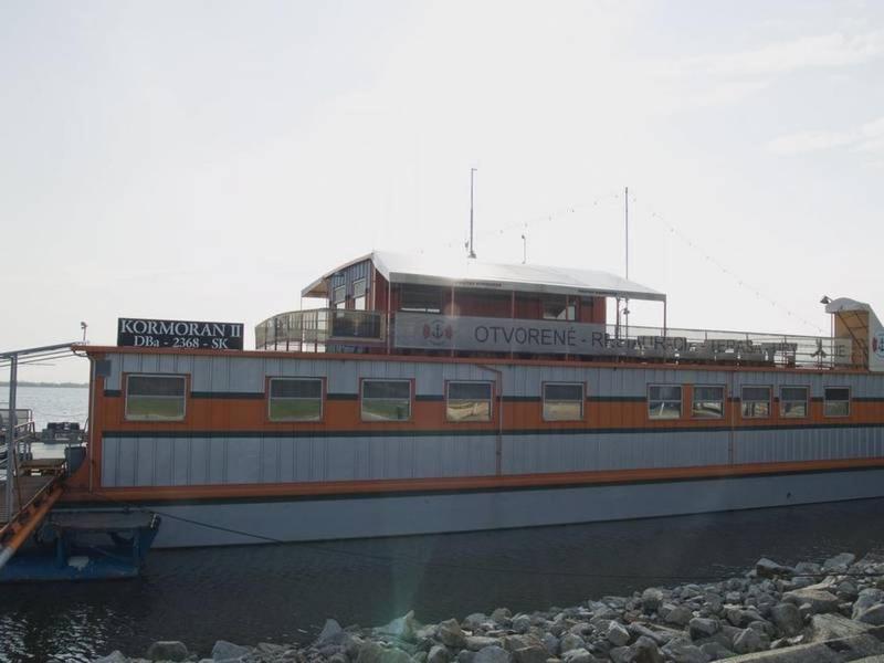 Hotel Kormoran Šamorín Eksteriør bilde