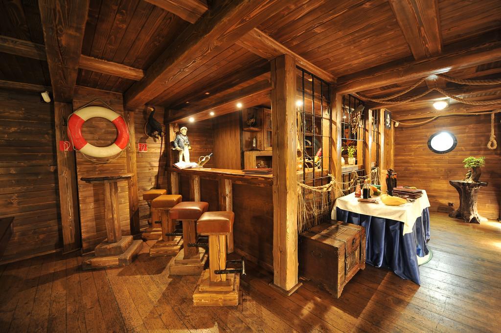 Hotel Kormoran Šamorín Eksteriør bilde