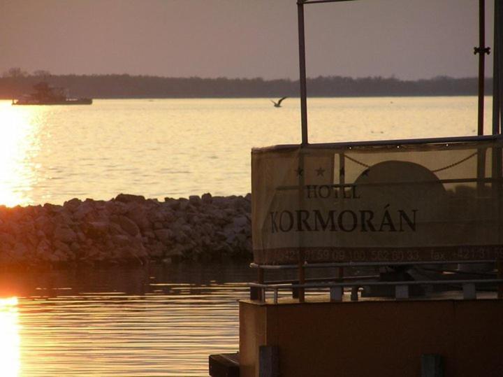 Hotel Kormoran Šamorín Eksteriør bilde